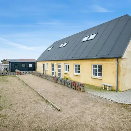 Nafne - 1-2km From The Sea By Interhome 펜션 *