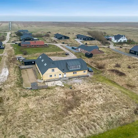 Nafne - 1-2km From The Sea By Interhome 흐비드 산드